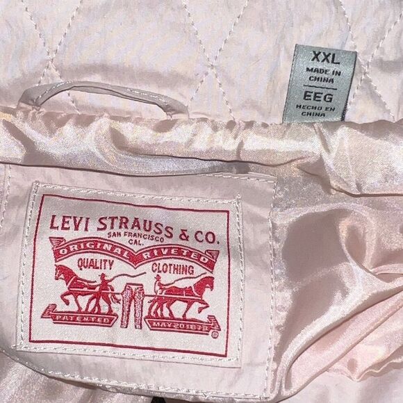 Levi's Women's Quilted Shirt Jacket Shacket Peach Blossom Pink Plus Size XXL NWT - Picture 6 of 9
